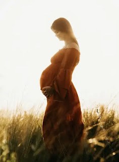 IS SUN GREAT FOR YOU WHEN PREGNANT? ichhori.com