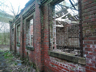 <img src="edenwood mill.jpeg" alt="derelict mill near edenfield lancashire">