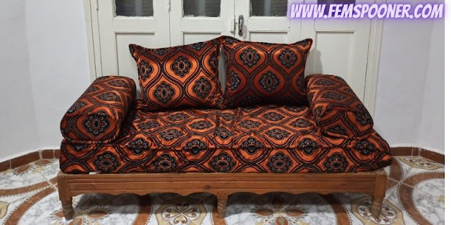 9 jenis sofa - The Classic Round Arm Sofa