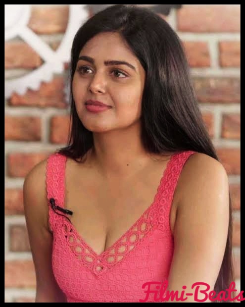 Monal Gajjar Wallpaper and biography