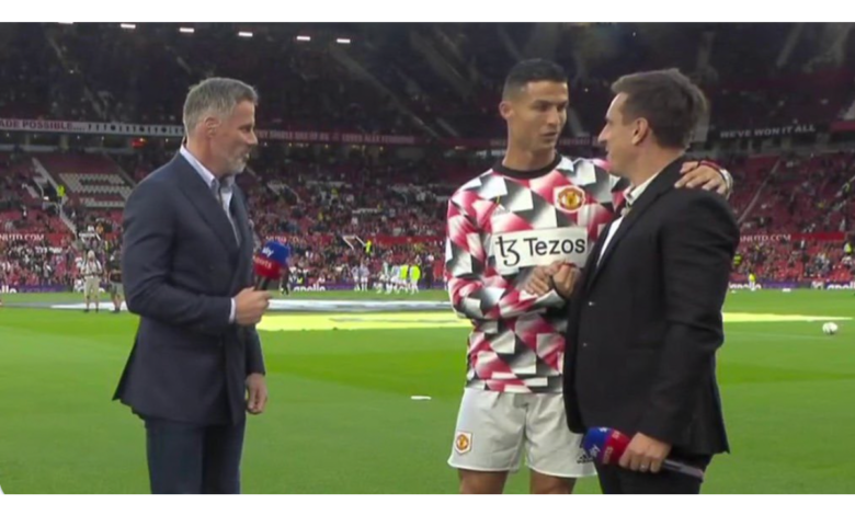 Así se la cobró Cristiano Ronaldo a Jamie Carragher en el Old Trafford |