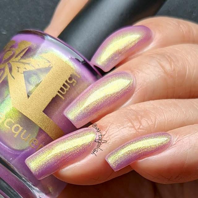 Bee's Knees Lacquer - Sophie