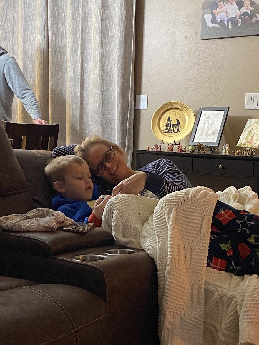 Grammy & Grandpa Read