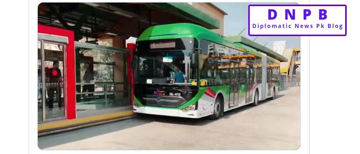 PM Imran inaugurates Karachi’s much-awaited Green Line bus service