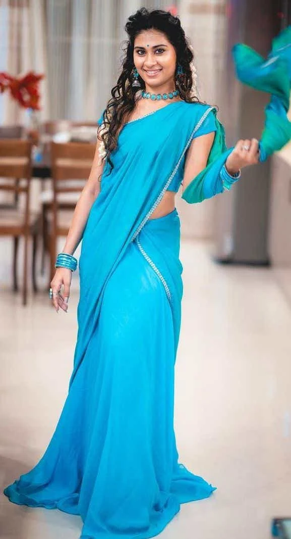 Singer Nithyashree latest pics in sky blue saree