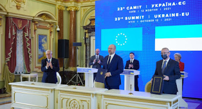 Україна та ЄС підписали угоду про "відкрите небо"
