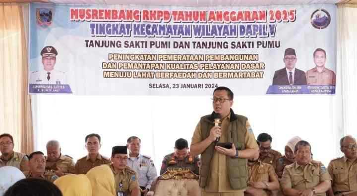 PJ.Bupati Lahat Resmi Buka Musrenbang RKPD Tahun 2025 di Wilayah Dapil V.