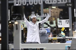 “أبو فلة” يفعلها مجدداً .. جمع 11 مليون دولار لإغاثة اللاجئين ودخل موسوعة غينيس