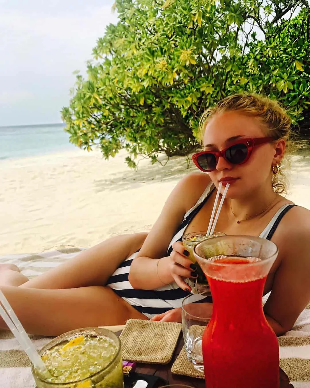 Sophie Turner Sexy Bikini Pics