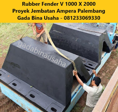 rubber fender v