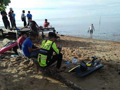 Pencinta Speed Boat Mini Hibur Pengunjung Hutan Mangrove Pantai Celincing Ketapang