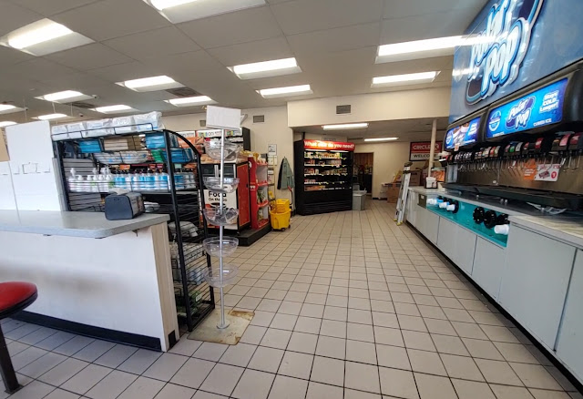 Circle K interior - former Amoco - Sing Store - December 2021 - Sing Oil Blog