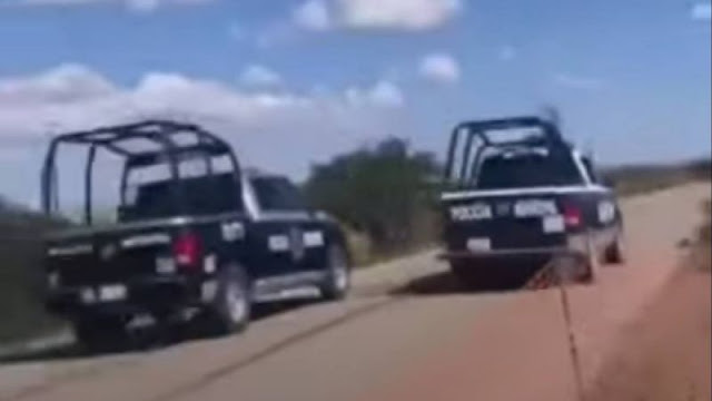 Video: Como Toretto vs Brian O'Conner así es como Policías echan carreritas en las patrullas mientras El CJNG se debate contra El Cártel de Sinaloa a muerte