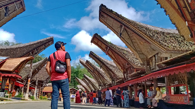 Ke'te' Kesu', Tanah Toraja, Kuburan Batu Tanah Toraja, Negeri di atas Awan Tanah Toraja