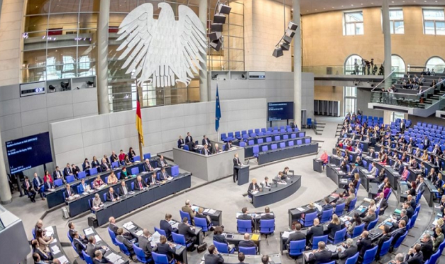 German finance preacher pledges tax relief from 2023 - Bild
