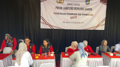 Cara Polda Lampung Dukung Peringatan Hari Buruh, Beri Layanan Kesehatan Gratis dan Pasar Murah