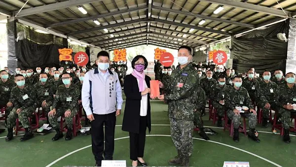 彰化縣長王惠美關心縣籍役男 前往台南官田營區探視