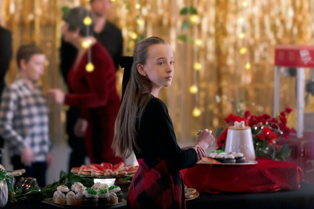 Ava Weiss-My Christmas Guide