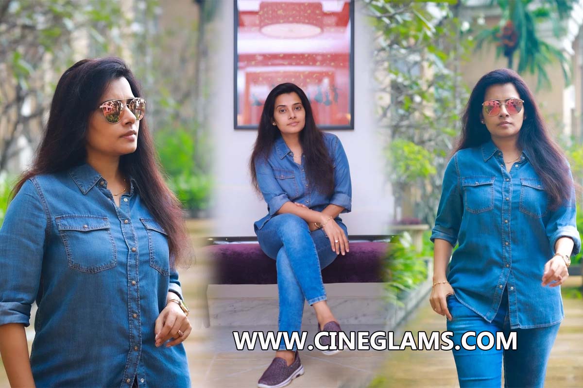 TV actress Sruthi raj blue denim dress outfit photoshoot
