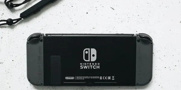 مقارنة بين Nintendo Switch و Switch OLED