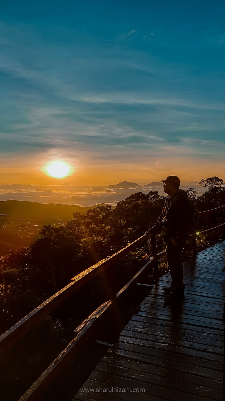 Maragang Hill Sunrise Attack; Pengalaman Melihat 1001 Bintang, Matahari Terbit Dan Gunung Kinabalu
