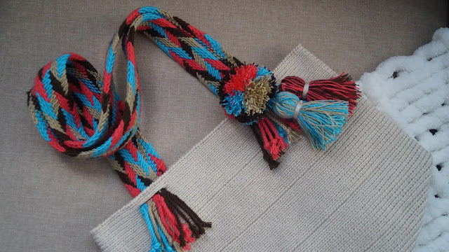 APRENDE A TEJER un bolso beige en estilo mochila wayuu a crochet 👜