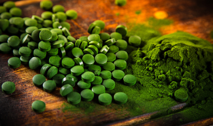 Spirulina Algae: Health Benefits, Side effects, Uses, Dosage | Blue Spirulina Plant