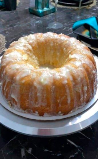Pineapple Pound Cake with Cream Cheese