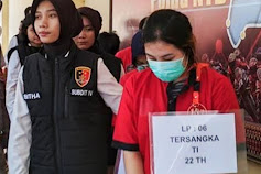 Prostitusi Online MiChat di Lombok  Terbongkar, Polisi Amankan 5 Germo dan Sita 28 Kondom 