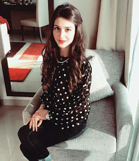 Royal hindi letist and romanchak shayari 2022