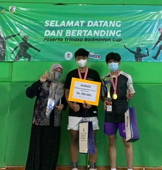 SMAN 6 Cimahi Juara 1 Ganda Putra Trinasa Badminton Cup