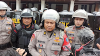  3 Polisi Terluka Sejumlah Mahasiswa Ditangkap Saat Demo Tolak Kenaikan BBM di DPR Aceh Berakhir Ricuh