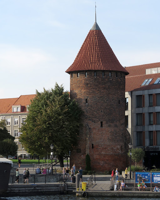 Baszta Łabędź, Swan Tower, Targ Rybny, Gdańsk