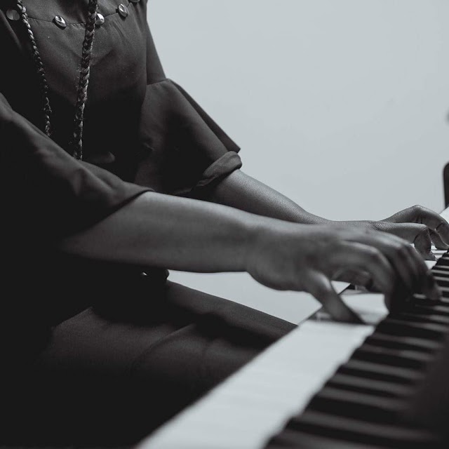 Mel Matsinhe, A Pianista que Irá Representar Moçambique No Festival Segou' Arte Em Mali, Na 18.ª edição.