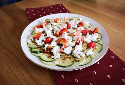 Carpaccio de calabacin y queso fresco con vinagreta de mostaza _Dietnattule _Marisol San Juan