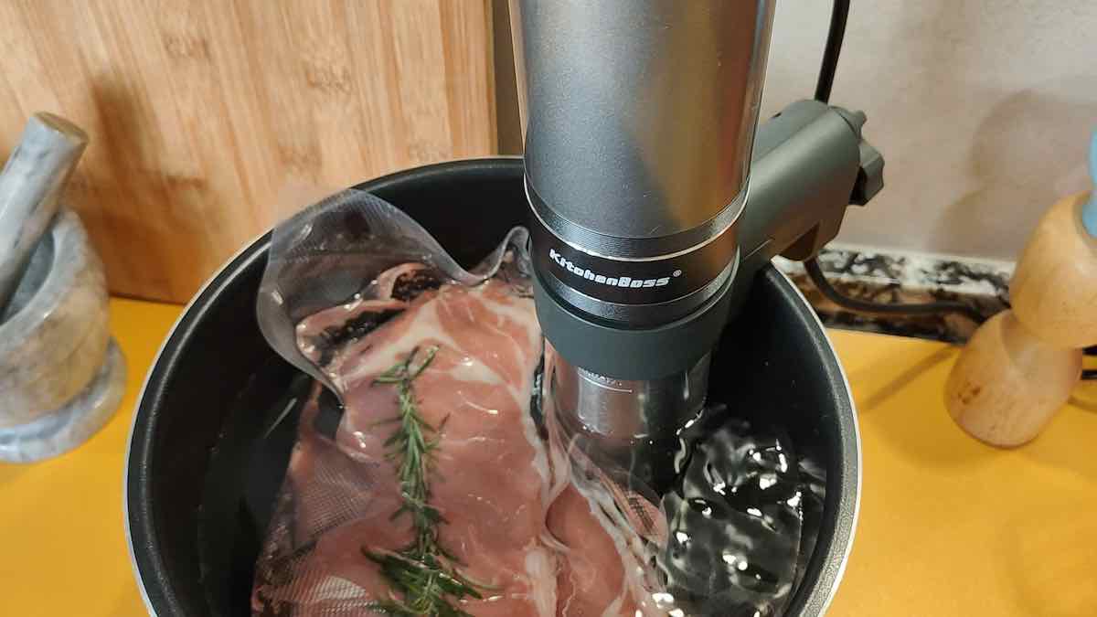 KitchenBoss G320 - el RONER más avanzado para cocinar a baja temperatura  con SOUS VIDE - Dos Rombos en la Co…