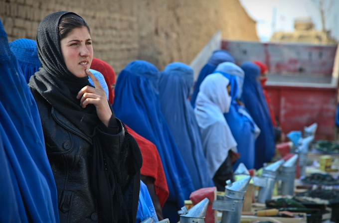 Afghanistan: talebani vietano a donne viaggi senza parente uomo