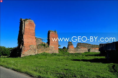 Krewo castle. Ruins of the prince's tower