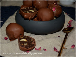 https://swiat-na-widelcu.blogspot.com/2022/03/trufle-brownie-no-bake-brownie-truffles.html