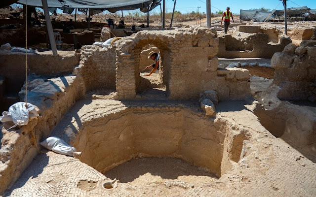 Israeli archaeologists discover massive Byzantine winemaking complex