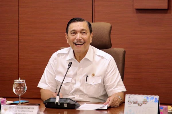 Polemik Jokowi 3 Periode, Luhut Singgung Orang yang Takut Ambisinya Tertunda