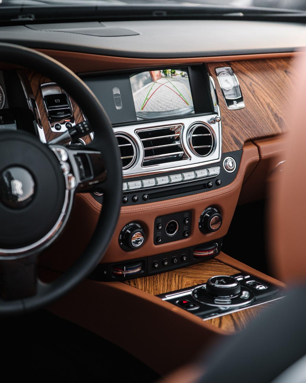 Is Rolls-Royce Wraith interior
