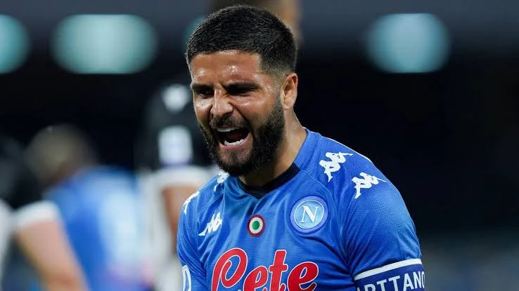 Lorenzo Insigne isn't jumping into new contract talks with Napoli