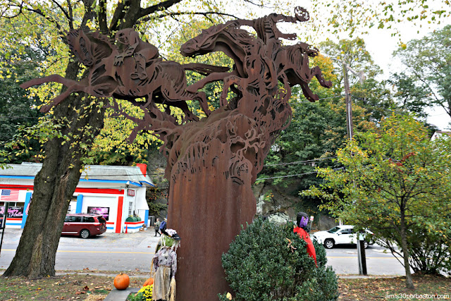 Escultura del Jinete sin Cabeza de Sleepy Hollow