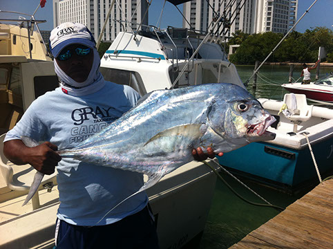 Deep sea fishing Cancun