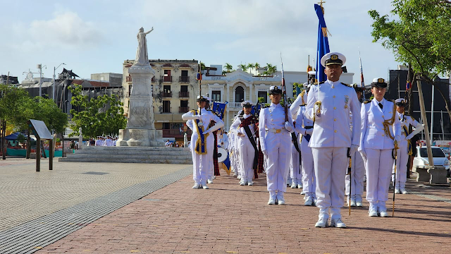 En Cartagena: La Armada Nacional celebra la Noche de San Juan