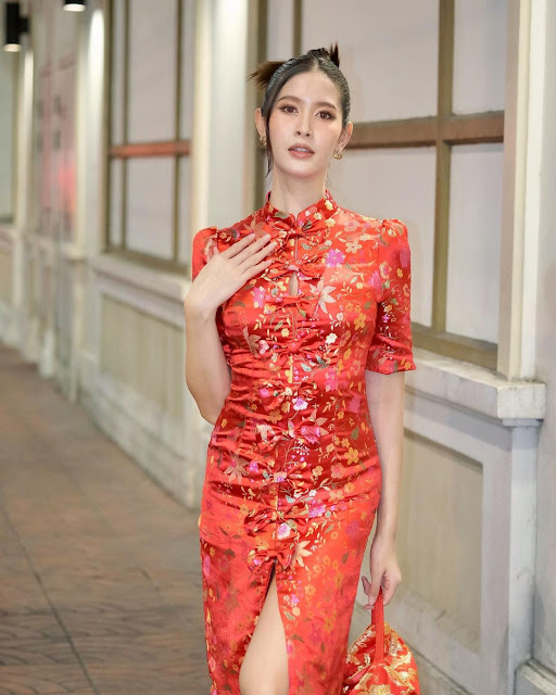 Rock Kwanlada – Most Beautiful Transgender in a Chinese New Year Dress