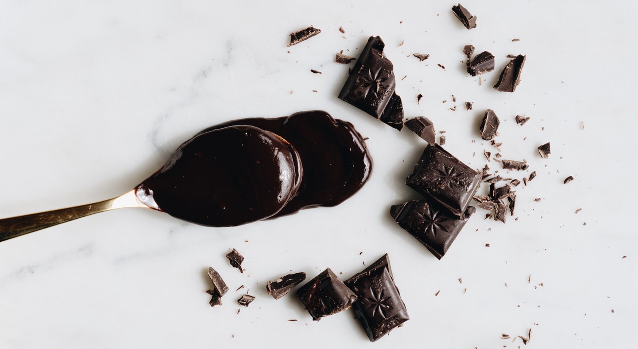 çikolata serotonin, feniletilamin hormonlarını artırıyor