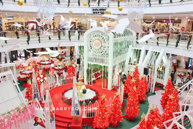 Queensbay Mall Penang - Rhythm of Dreams Christmas Decorations