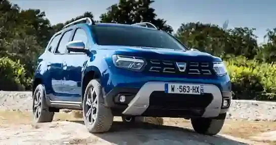 مواصفات سيارة Dacia Duster 2022 الجديدة كليا